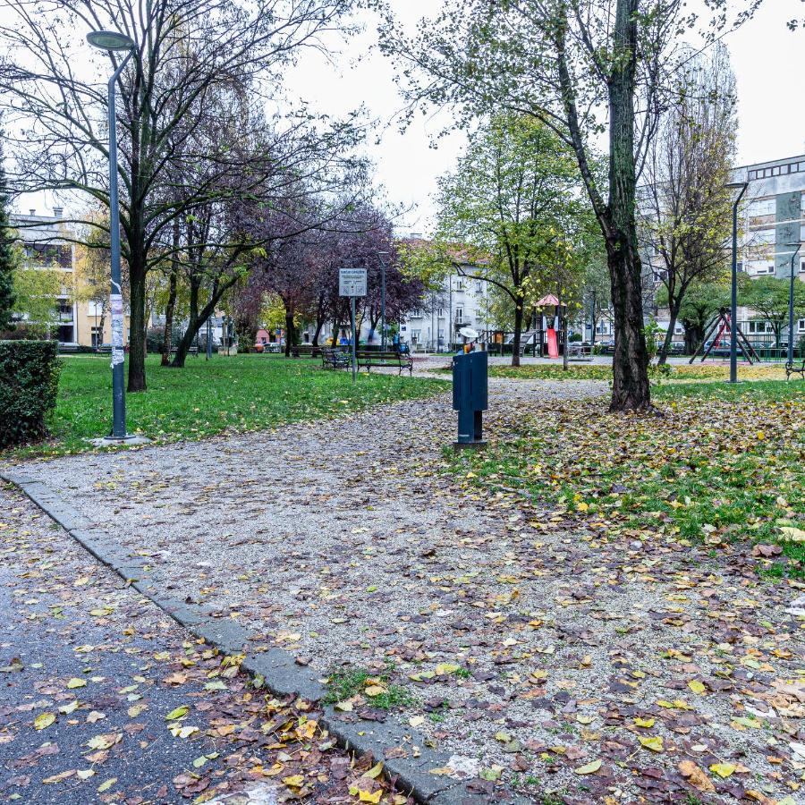Swan Apartment Загреб Екстериор снимка