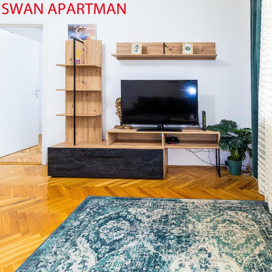 Swan Apartment Загреб Екстериор снимка